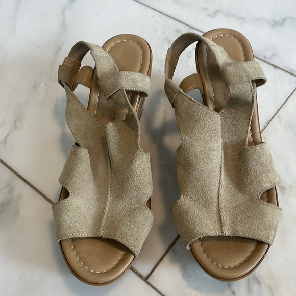 NWOT Anthropologie Barbara Barbieri Italian taupe leather wedge sandals size 8 - Picture 4 of 11